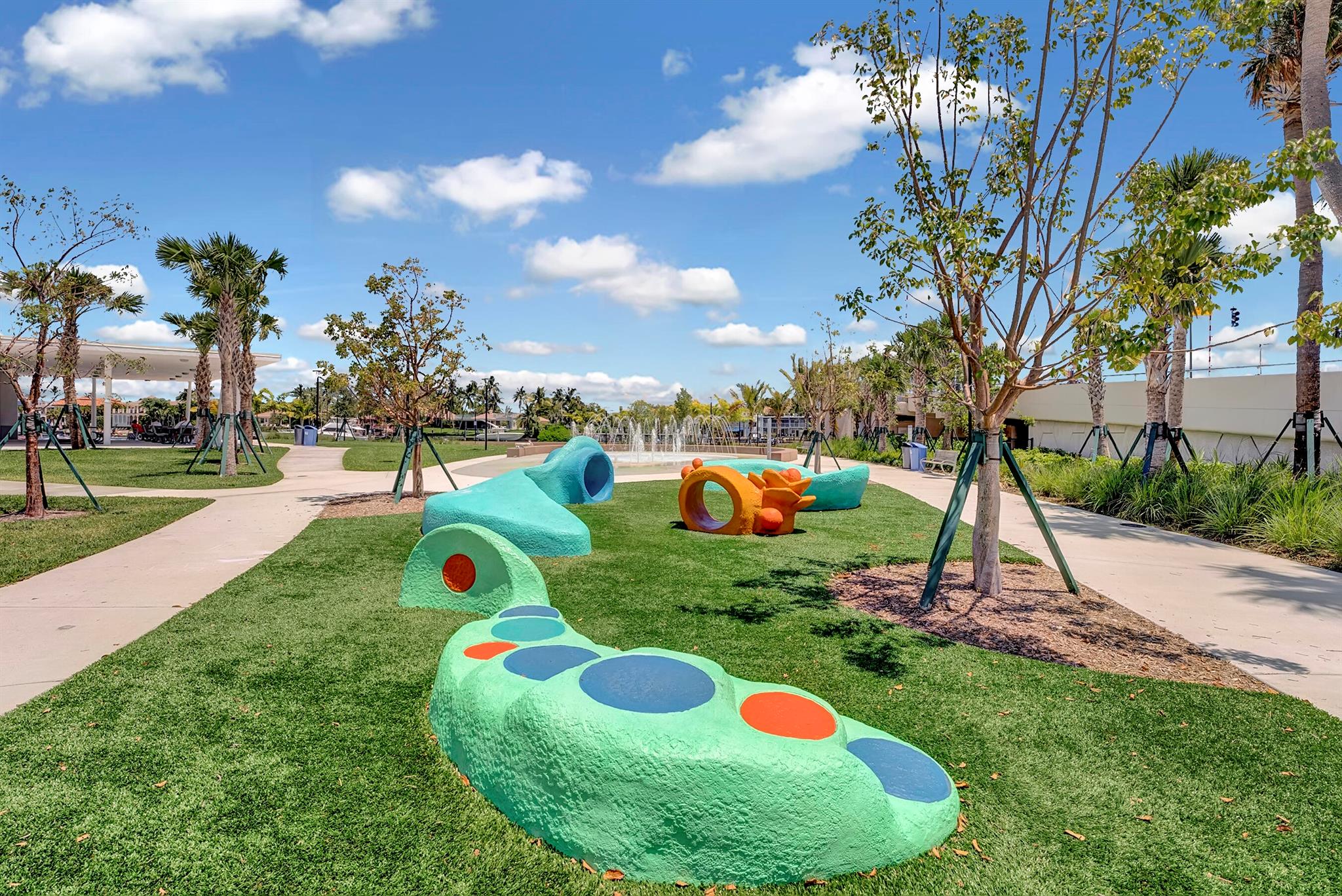 FIFTH AVENUE PLACE - Residential