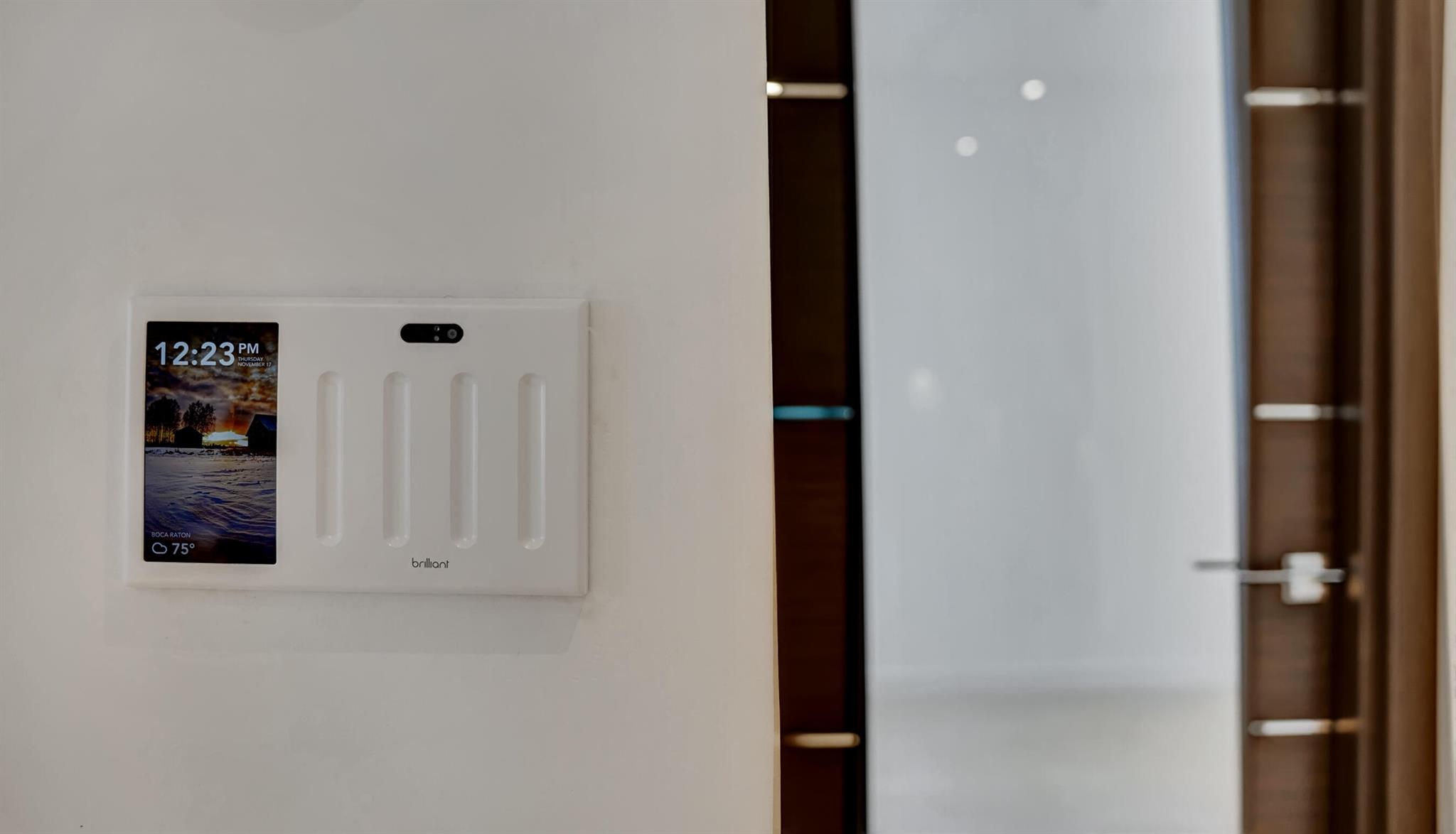 FIFTH AVENUE PLACE - Residential