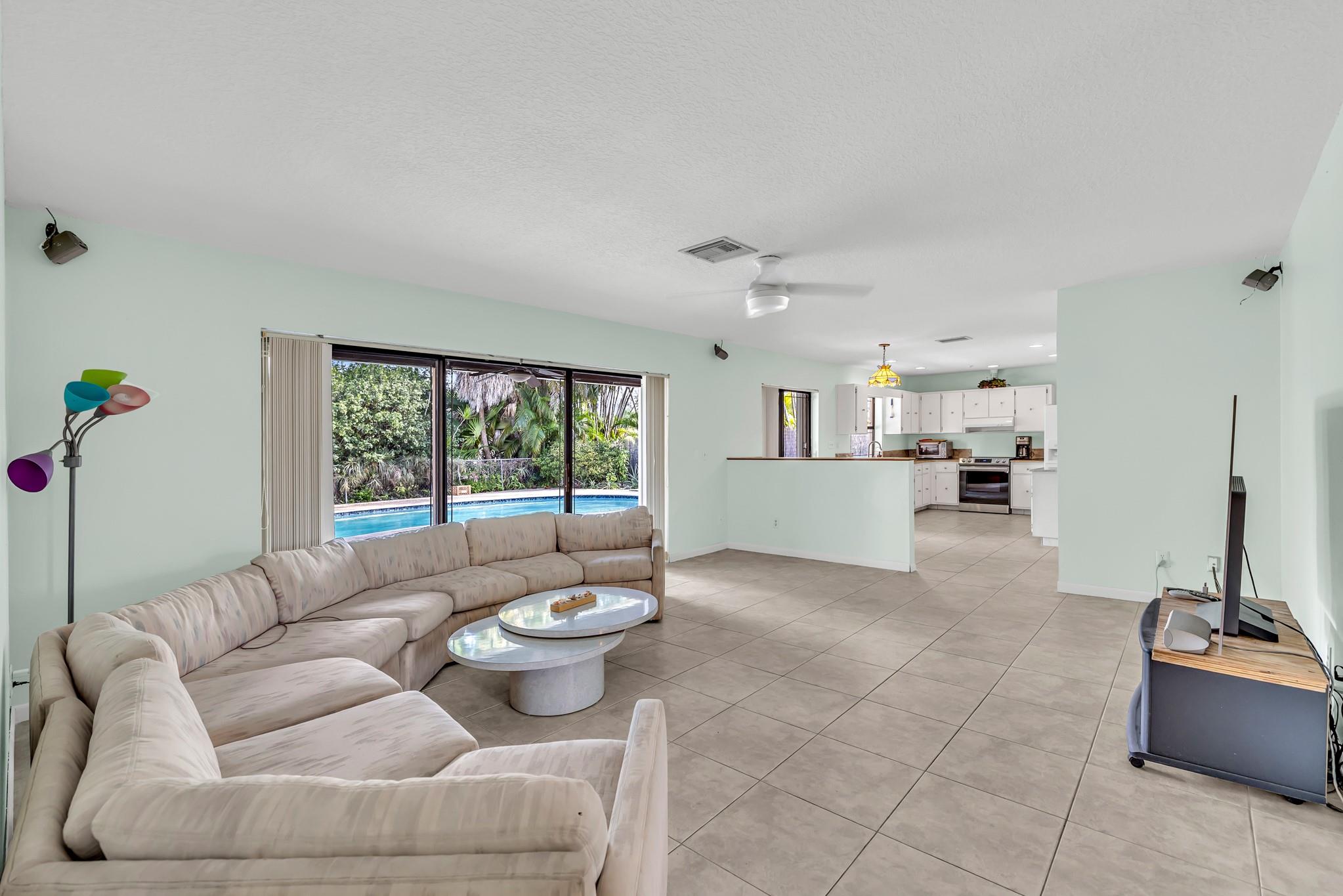 Ramblewood 76-49 B - Residential