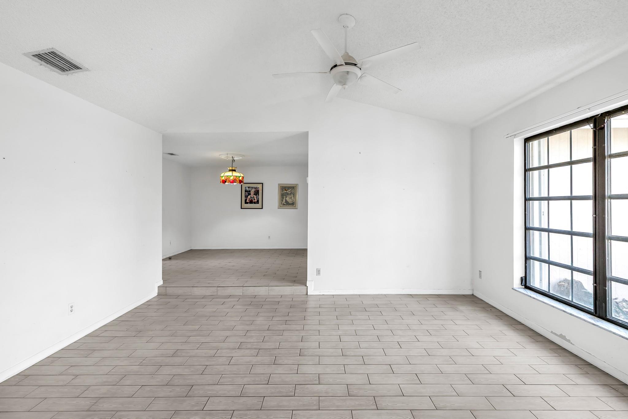 Ramblewood 76-49 B - Residential