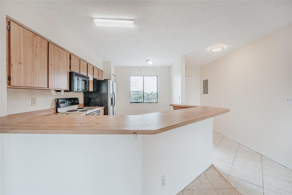 Photo of 2217 Cypress Island Drive #607, Pompano Beach, FL 33069 (MLS # F10420055)