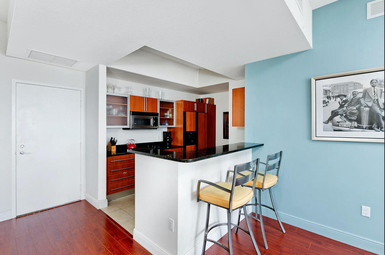 1551 N Flagler Dr Unit Drive Uph 2 (annual Or Seasonal