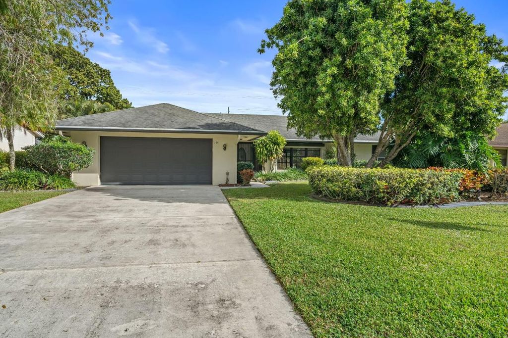 Photo of 256 Sandpiper Avenue, Royal Palm Beach, FL 33411 (MLS # R11155774)
