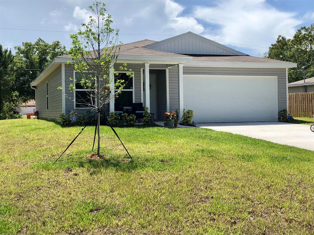 Photo of 5711 Eastwood Drive, Fort Pierce, FL 34951 (MLS # R10722596)