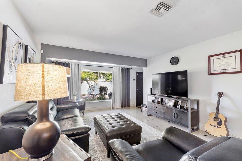 North Andrews Gardens Fir - Residential