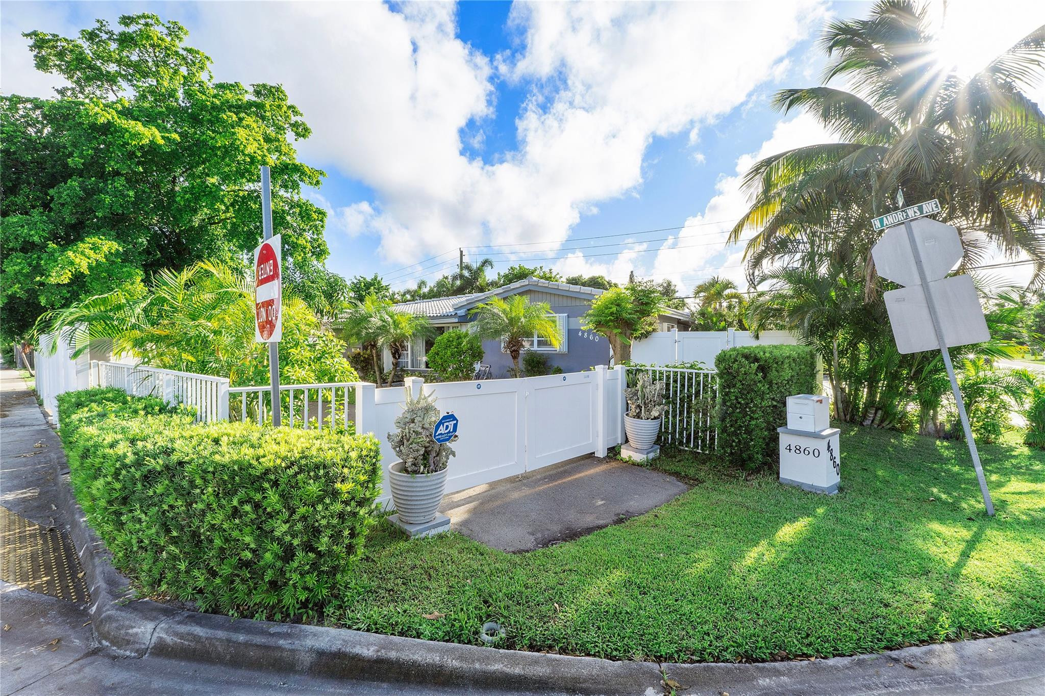 North Andrews Gardens Fir - Residential