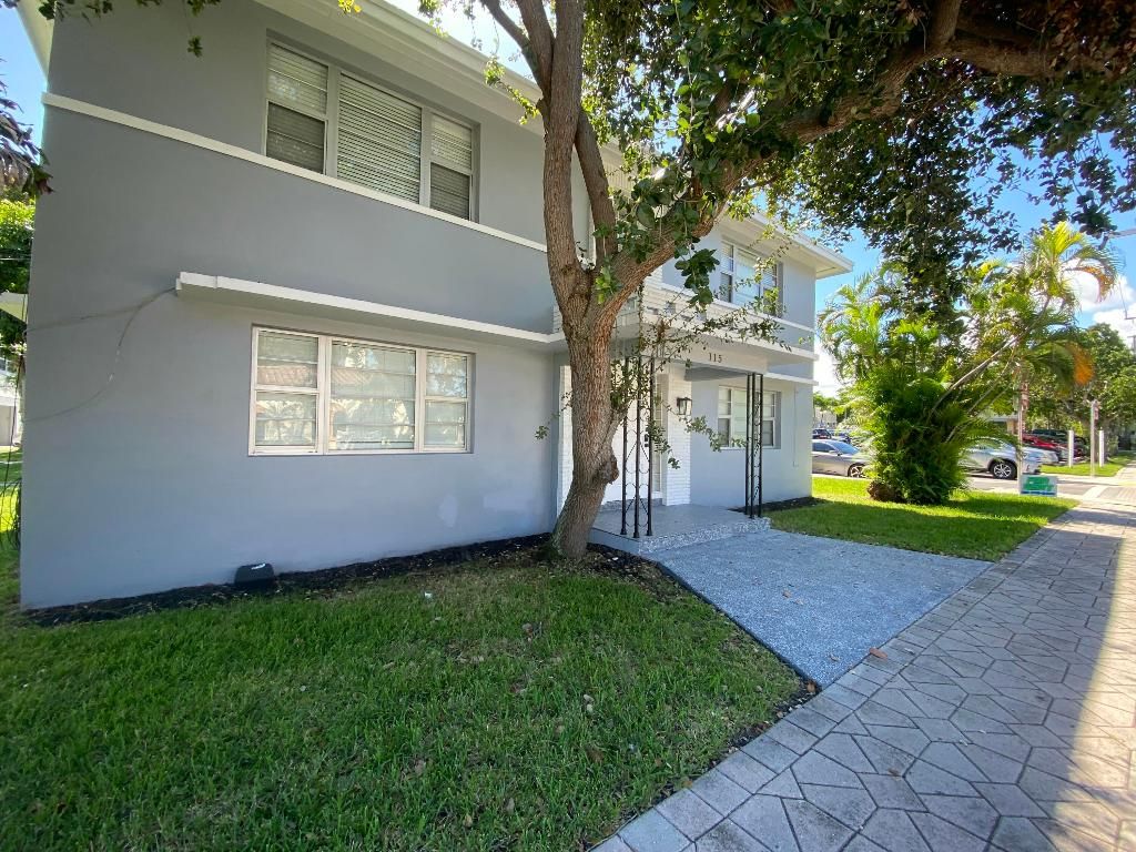 Photo of 115 Lucerne Avenue #1, Lake Worth Beach, FL 33460 (MLS # R11135640)