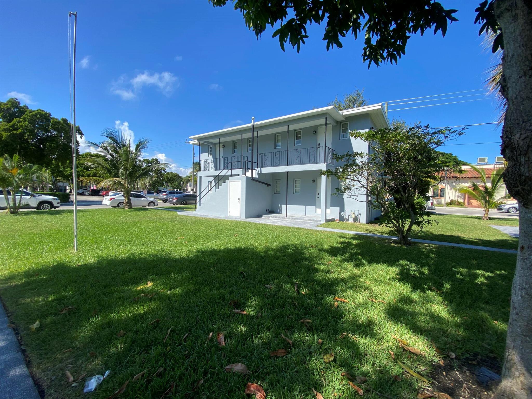 Lake Worth Beach - Residential Lease