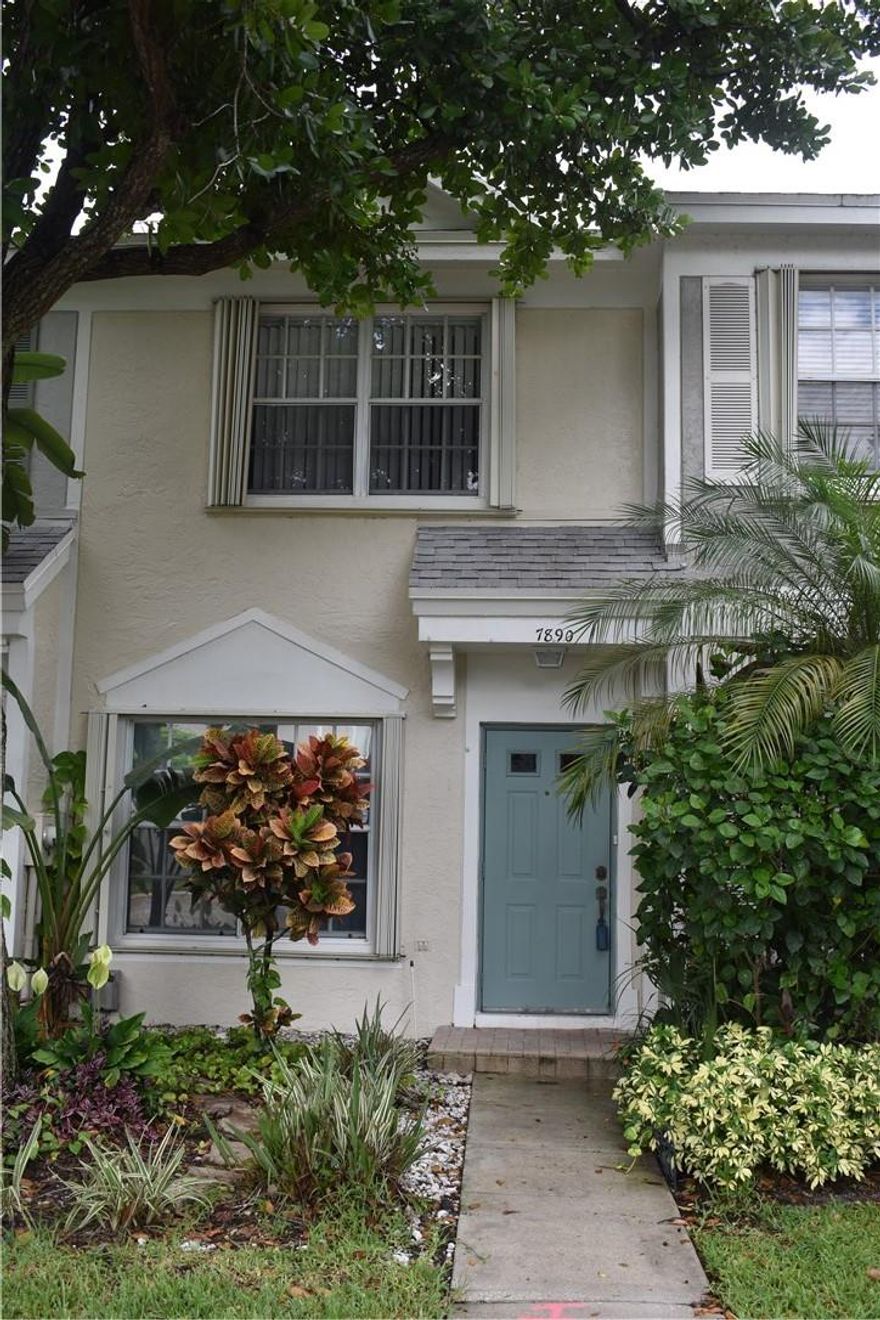 Beautiful Sanibel townhouse with a peaceful and private water view! Updated kitchen with wood cabinets and tile countertops and stainless steel appliances.  Gas stove, water heater and dryer.  Newer roof. Newer AC and accordion shutters.  Ceramic tile downstairs and laminate upstairs. Covered and screened patio with extra pavered patio outside with outside secure storage closet. Vacant and easy to show. Association requires a minimum 650 credit​​‌​​​​‌​‌​​​‌‌​​​‌‌‌​​‌​​‌‌​​​​ score.