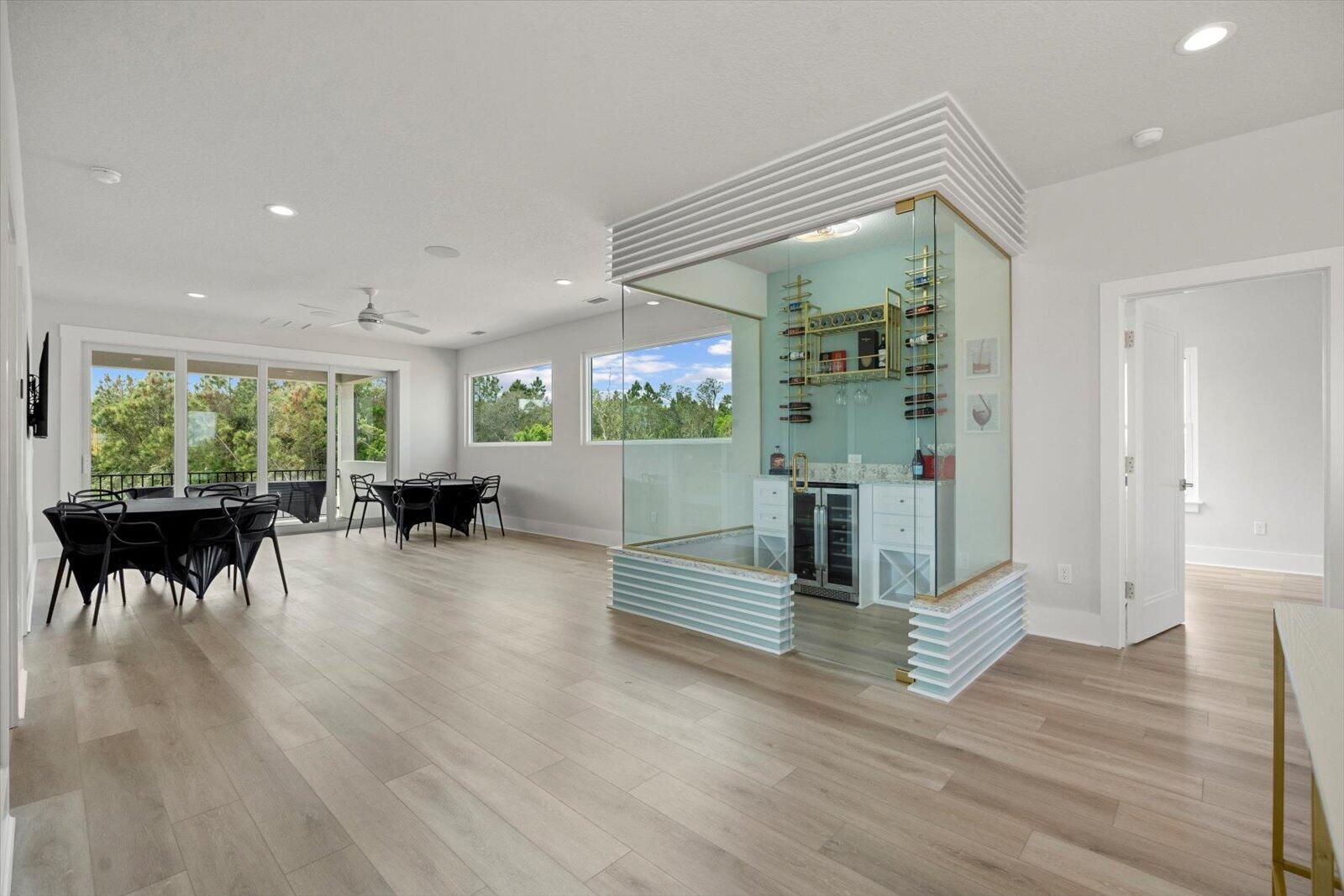 Veranda Bay - Residential