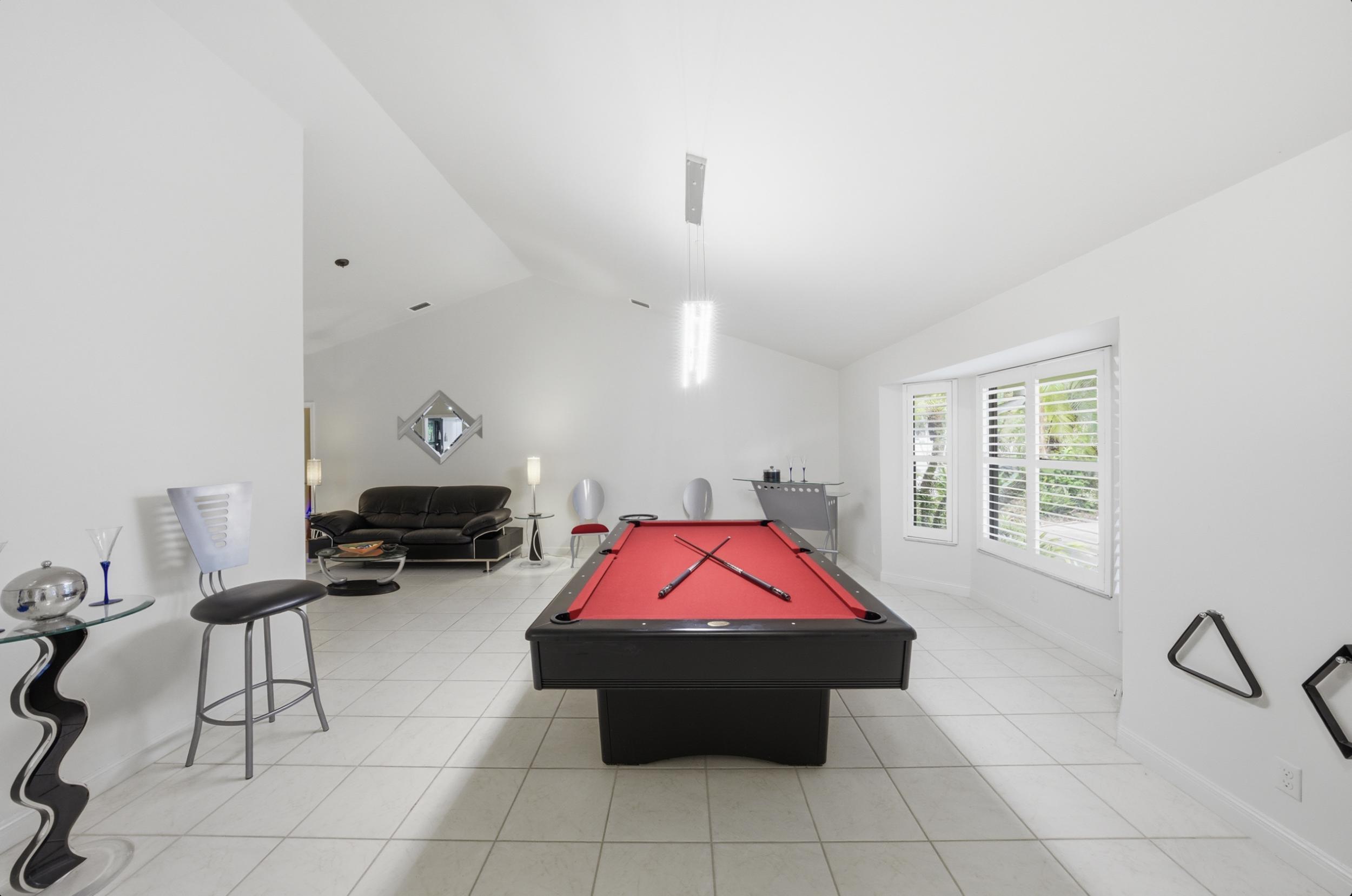 SHORES 1 - Residential