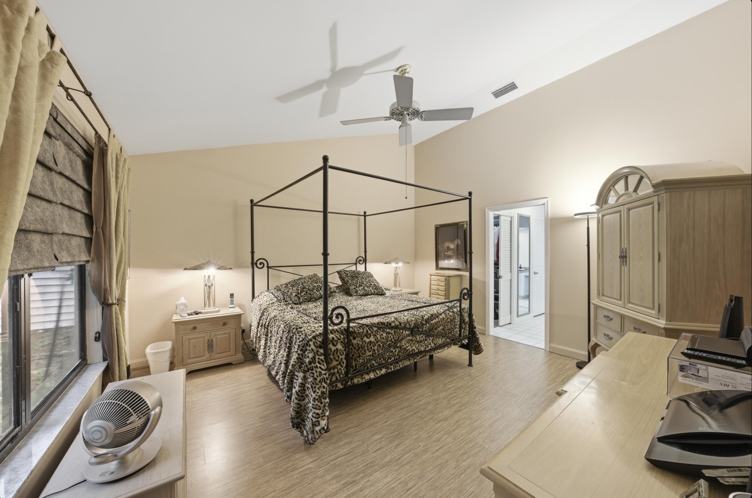 SHORES 1 - Residential