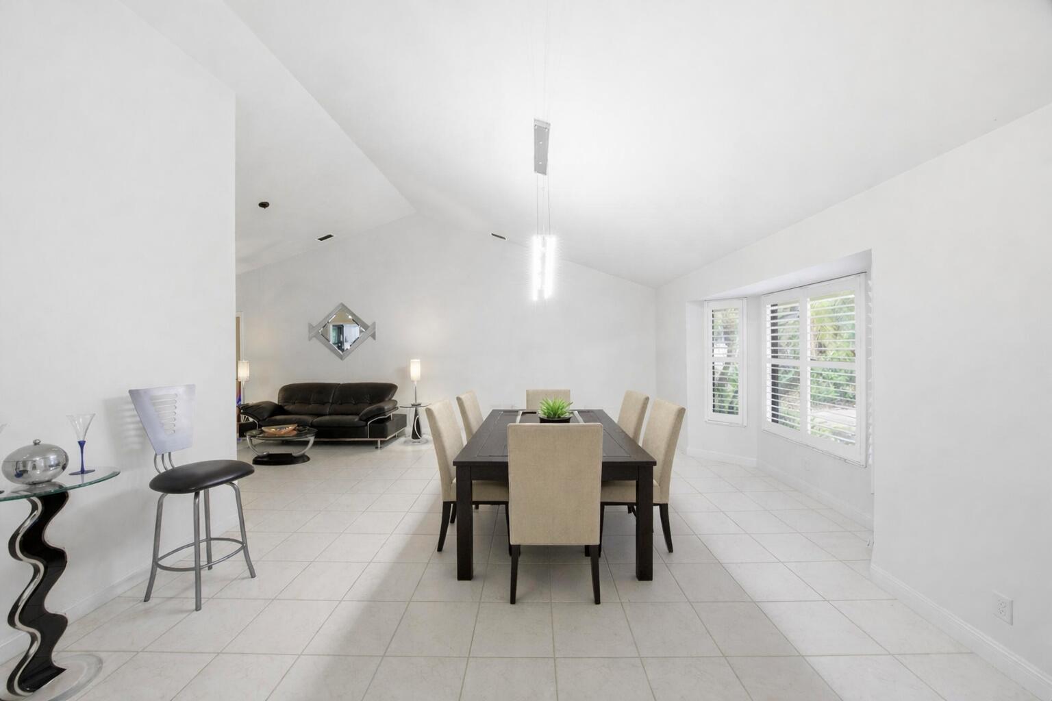 SHORES 1 - Residential