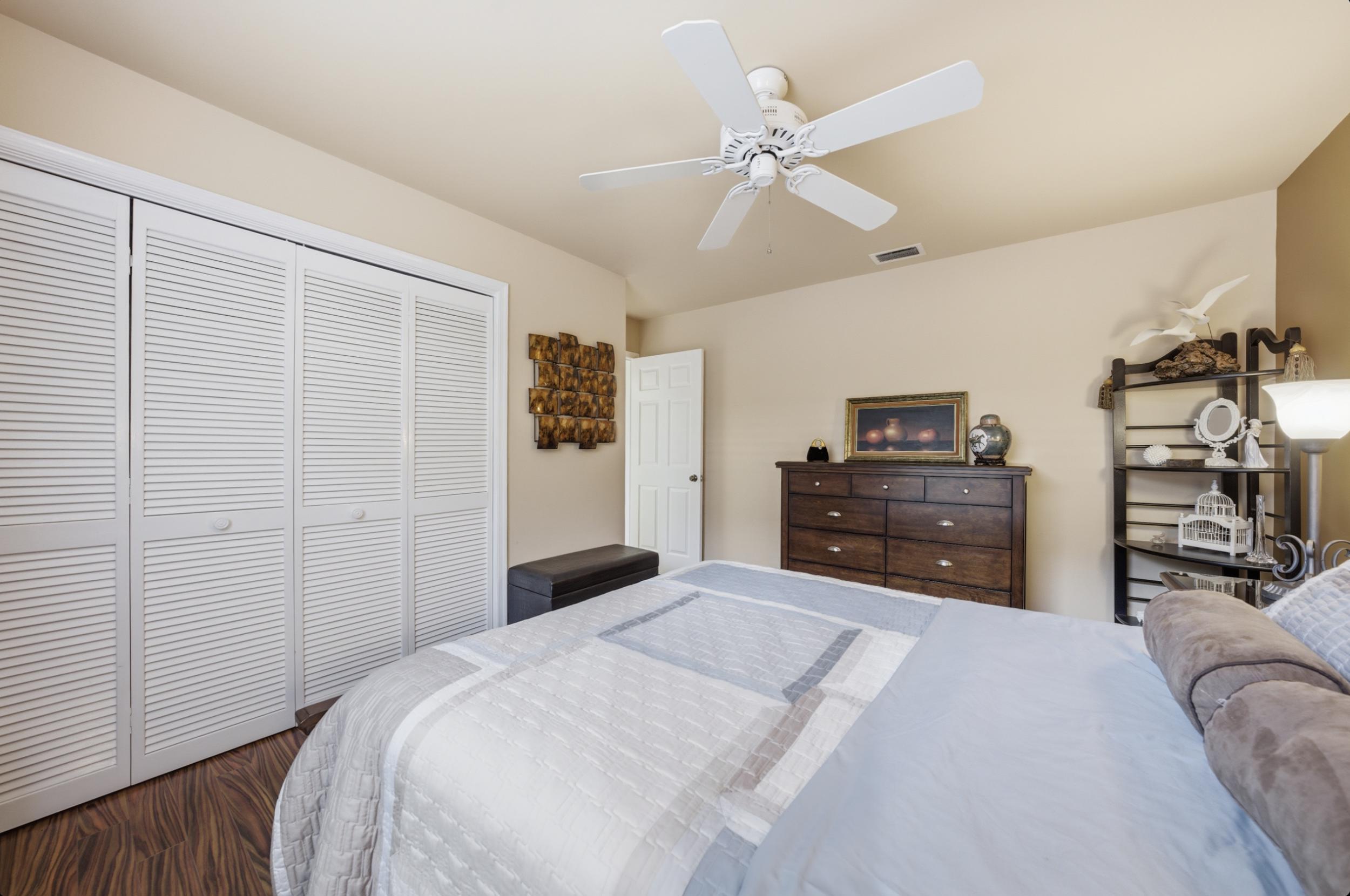 SHORES 1 - Residential