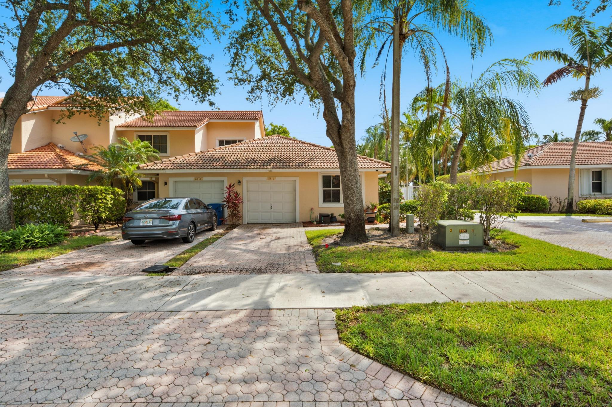 8417 NW 40th Court, Sunrise FL 33351