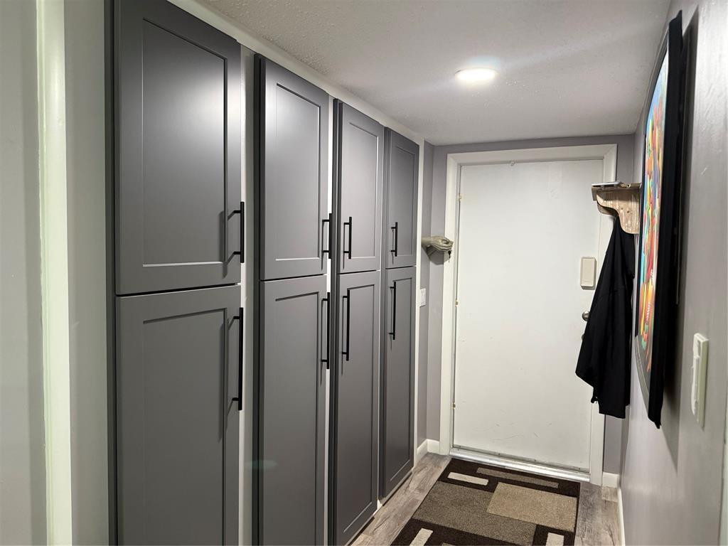 PALM ROYAL APARTMENTS - Residential
