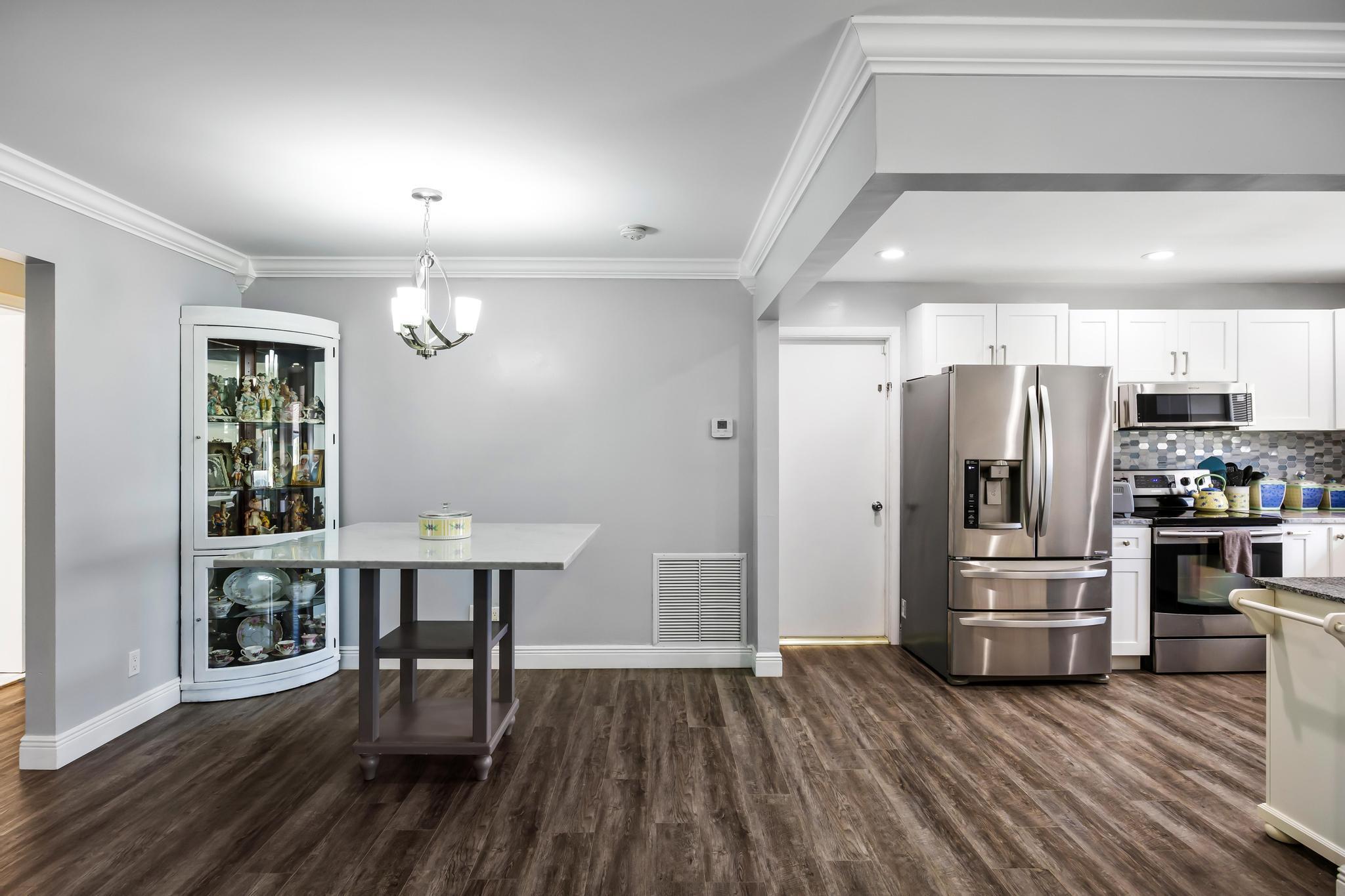 DELRAY VILLAS 2 - Residential