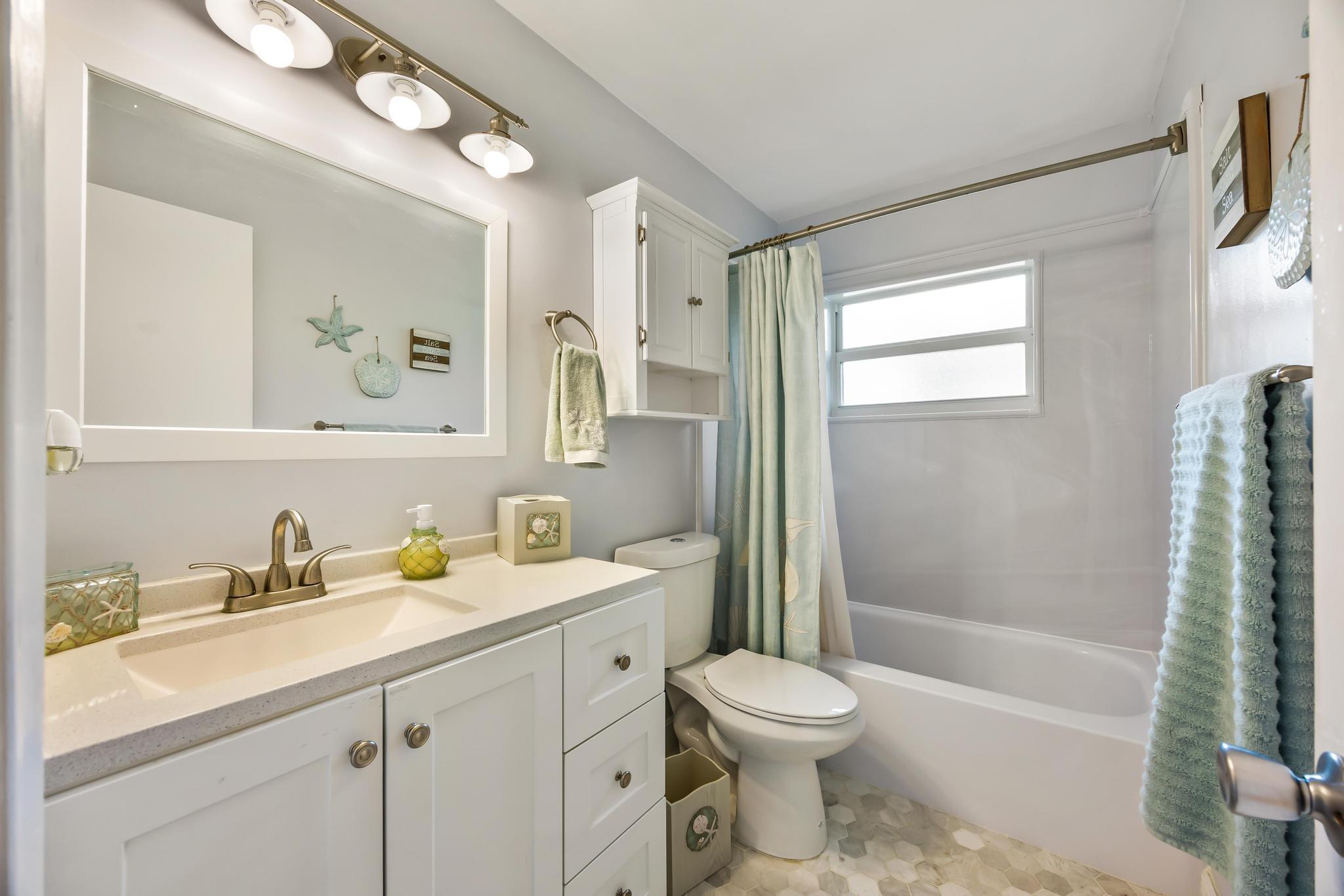 DELRAY VILLAS 2 - Residential