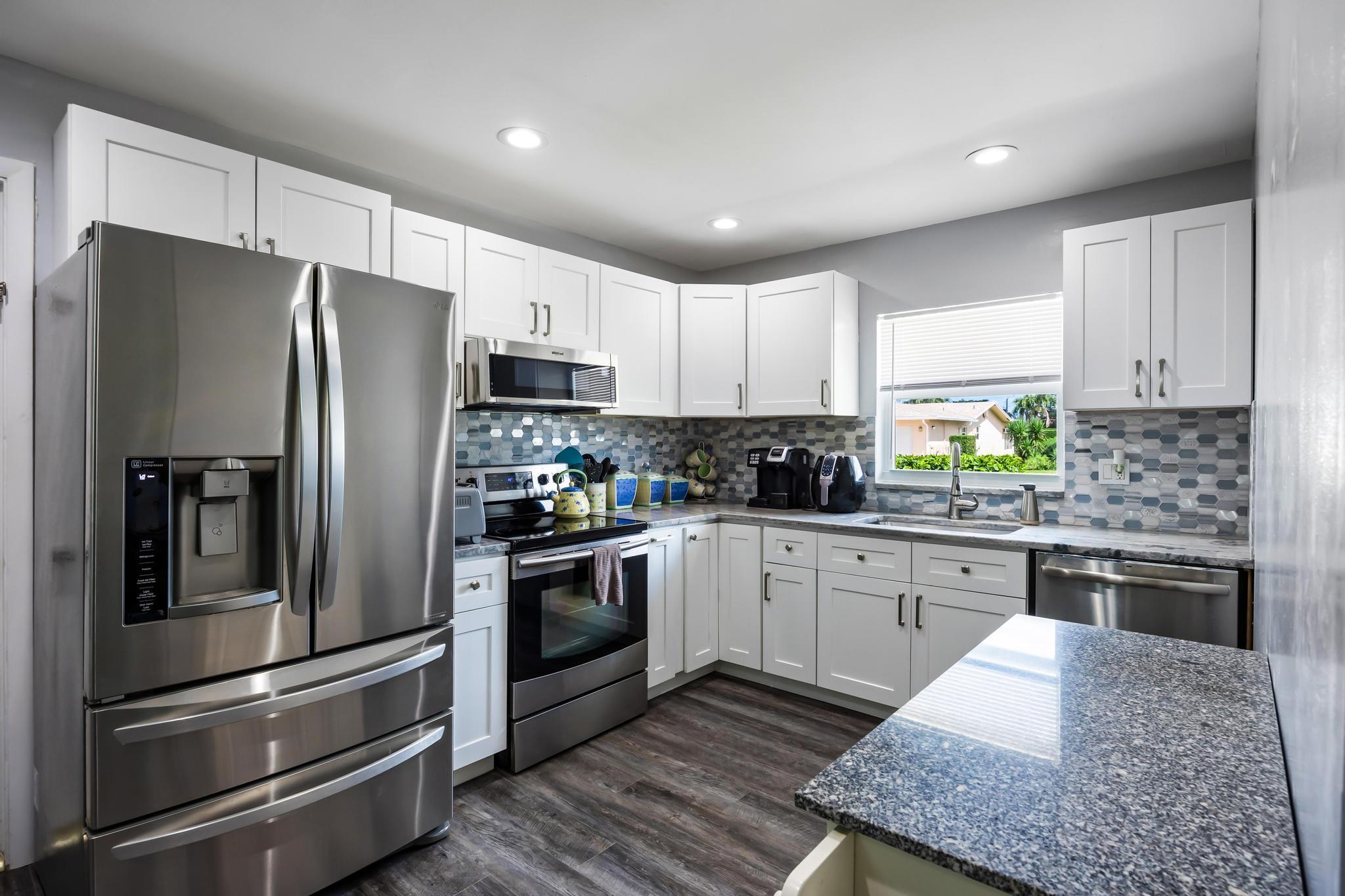 DELRAY VILLAS 2 - Residential