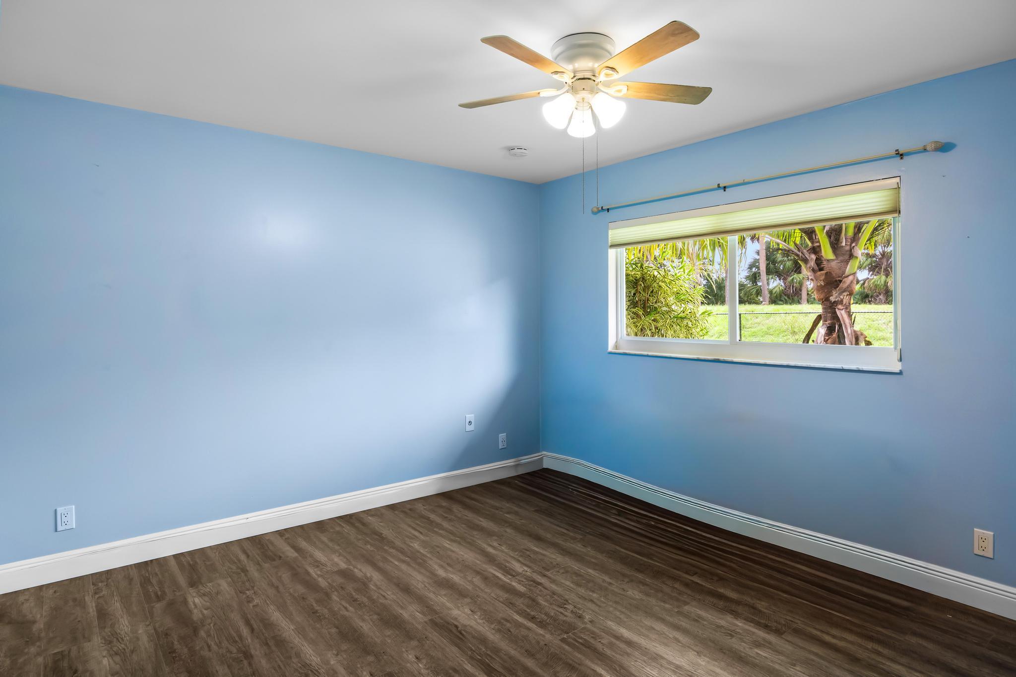 DELRAY VILLAS 2 - Residential