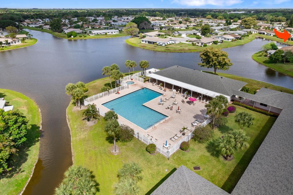 DELRAY VILLAS 2 - Residential