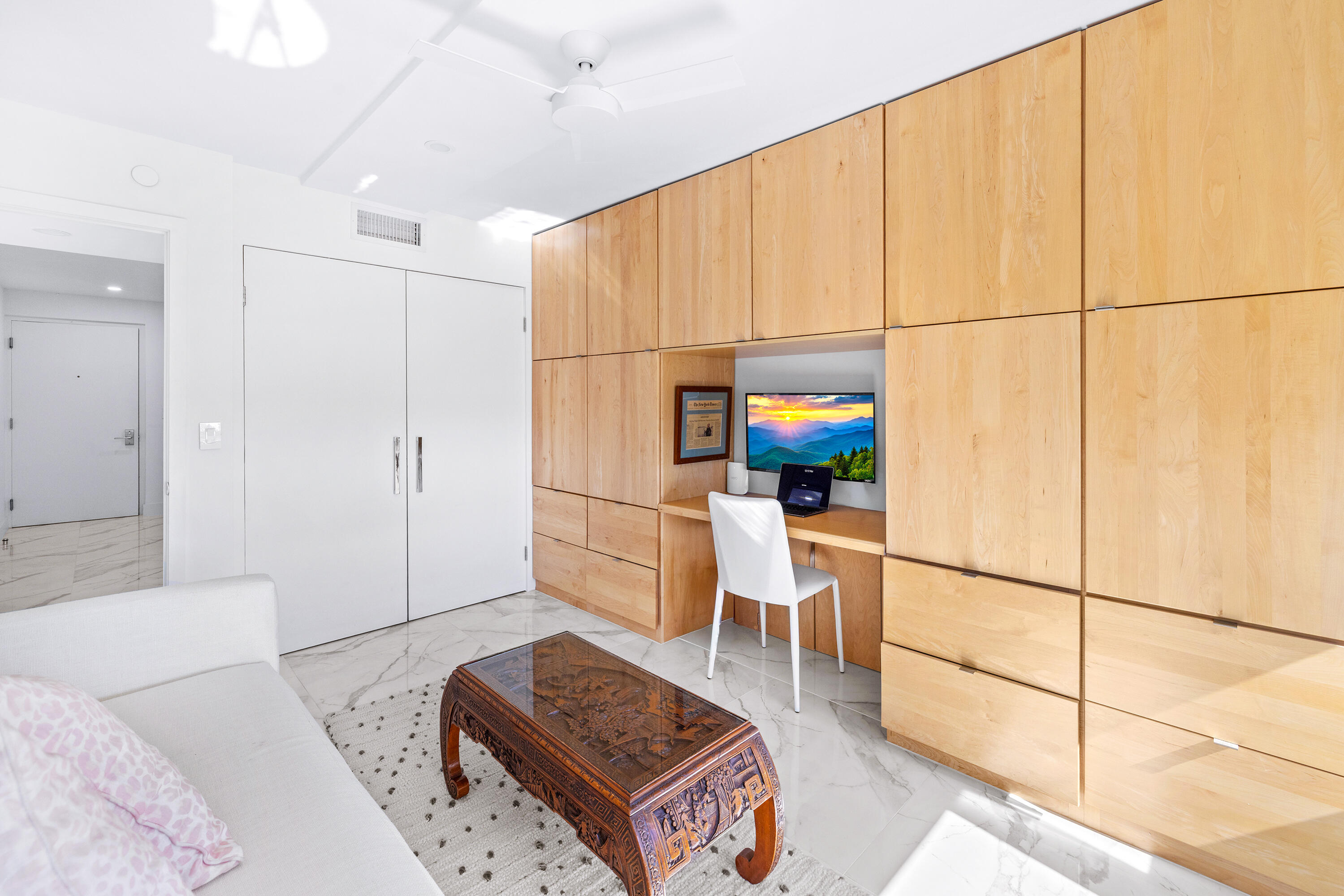 REGENCY HIGHLAND CLUB CONDO - Residential