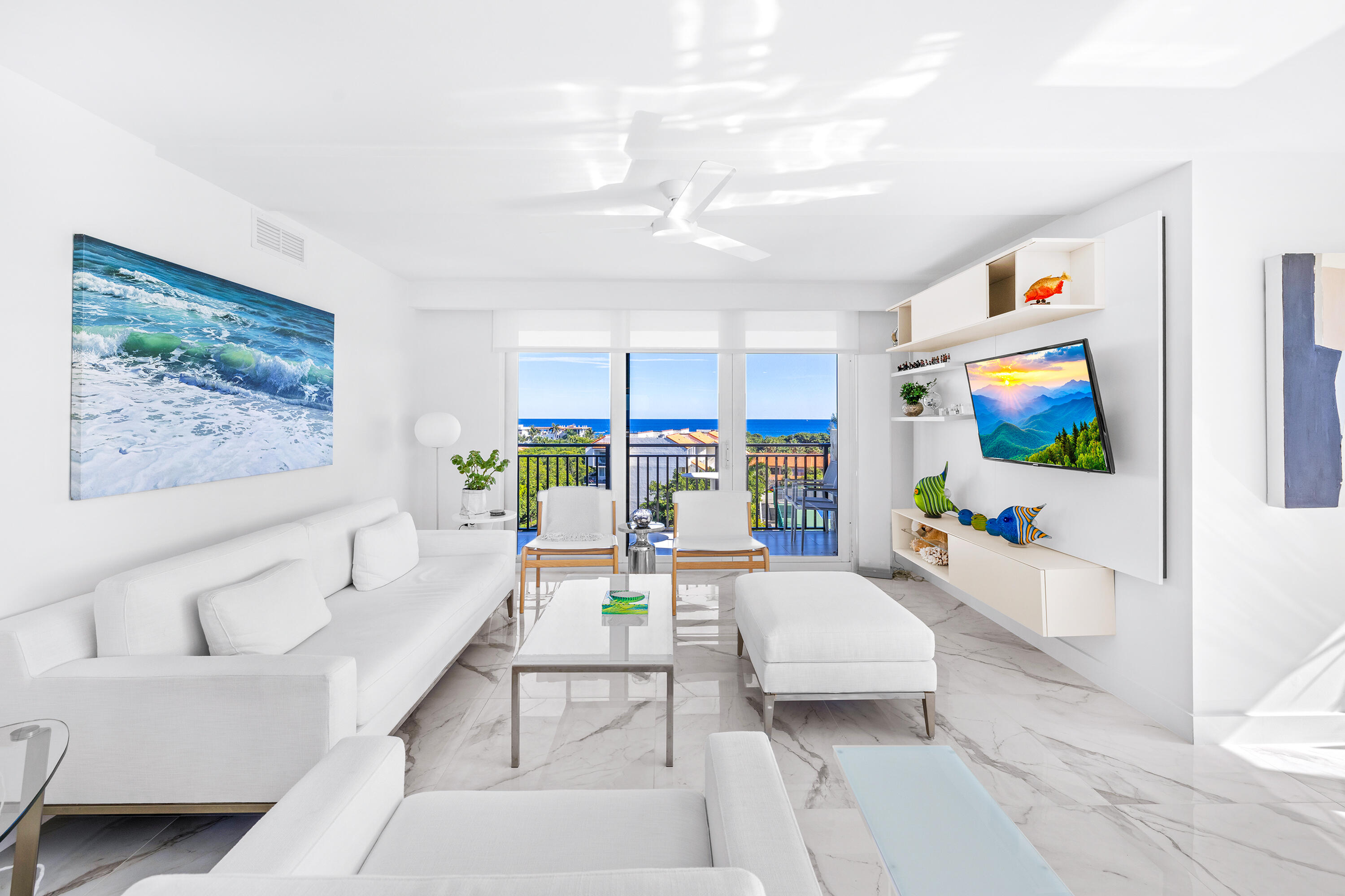 REGENCY HIGHLAND CLUB CONDO - Residential