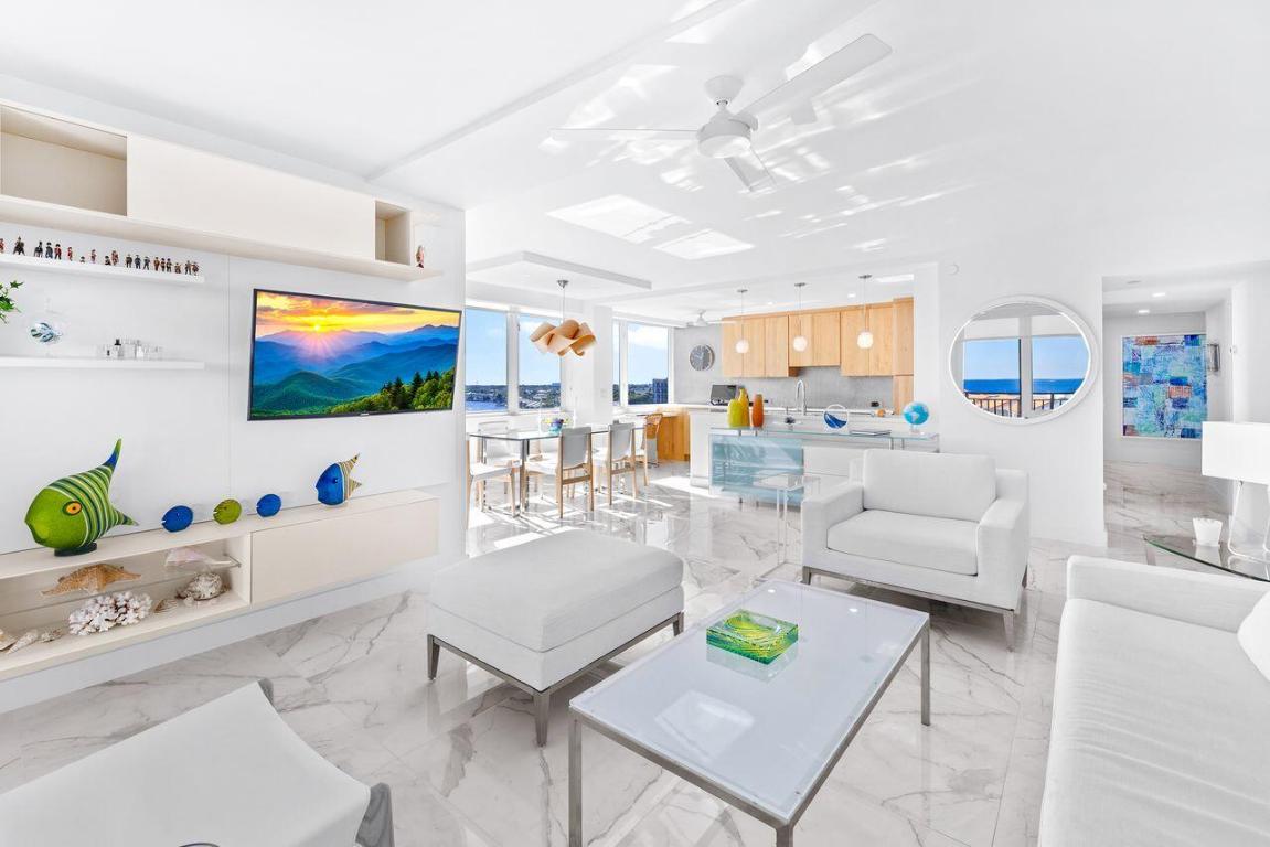 REGENCY HIGHLAND CLUB CONDO - Residential