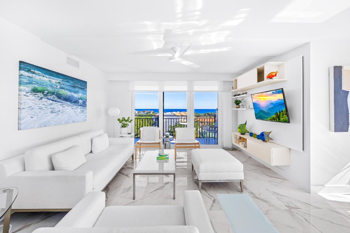 REGENCY HIGHLAND CLUB CONDO - Residential