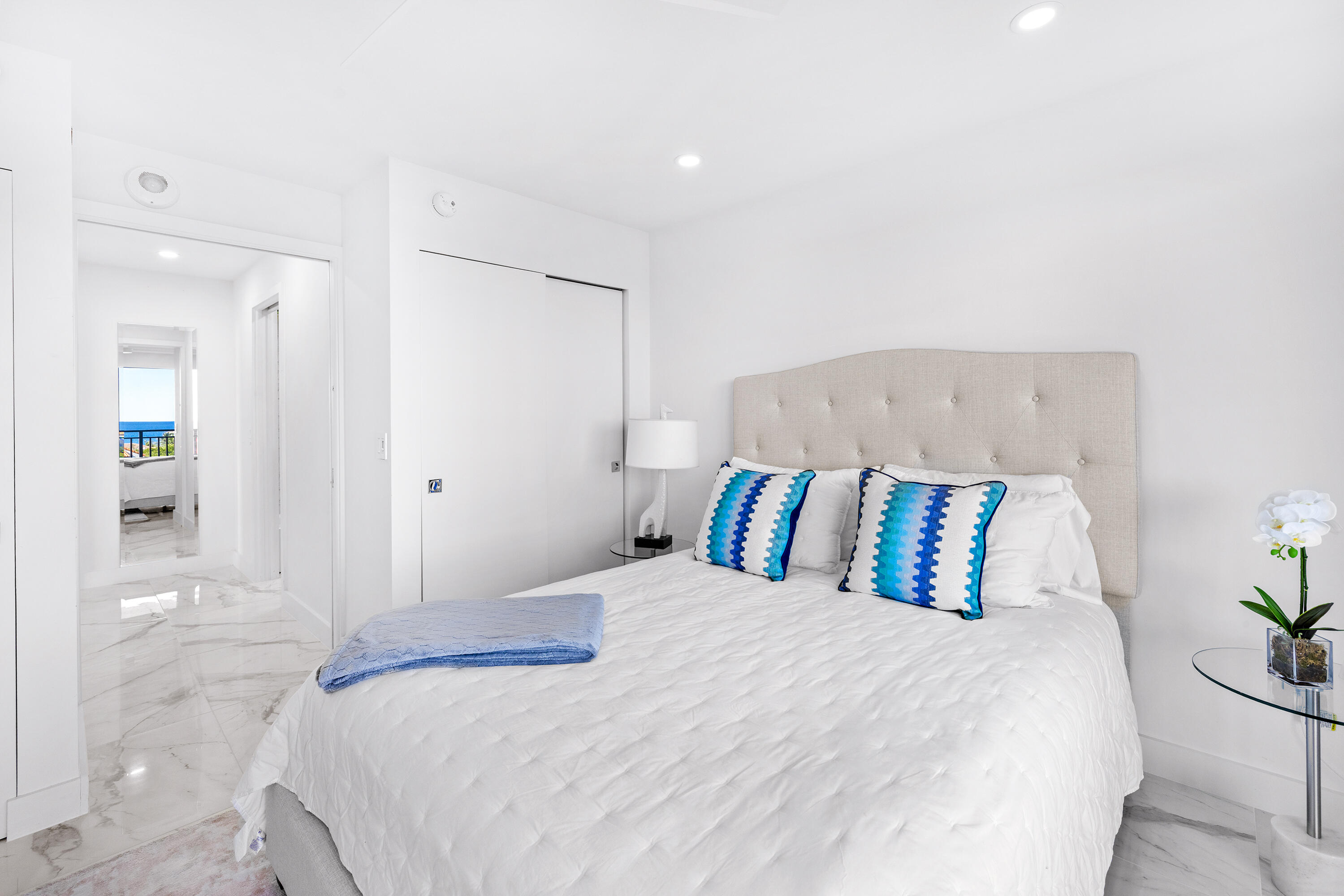 REGENCY HIGHLAND CLUB CONDO - Residential