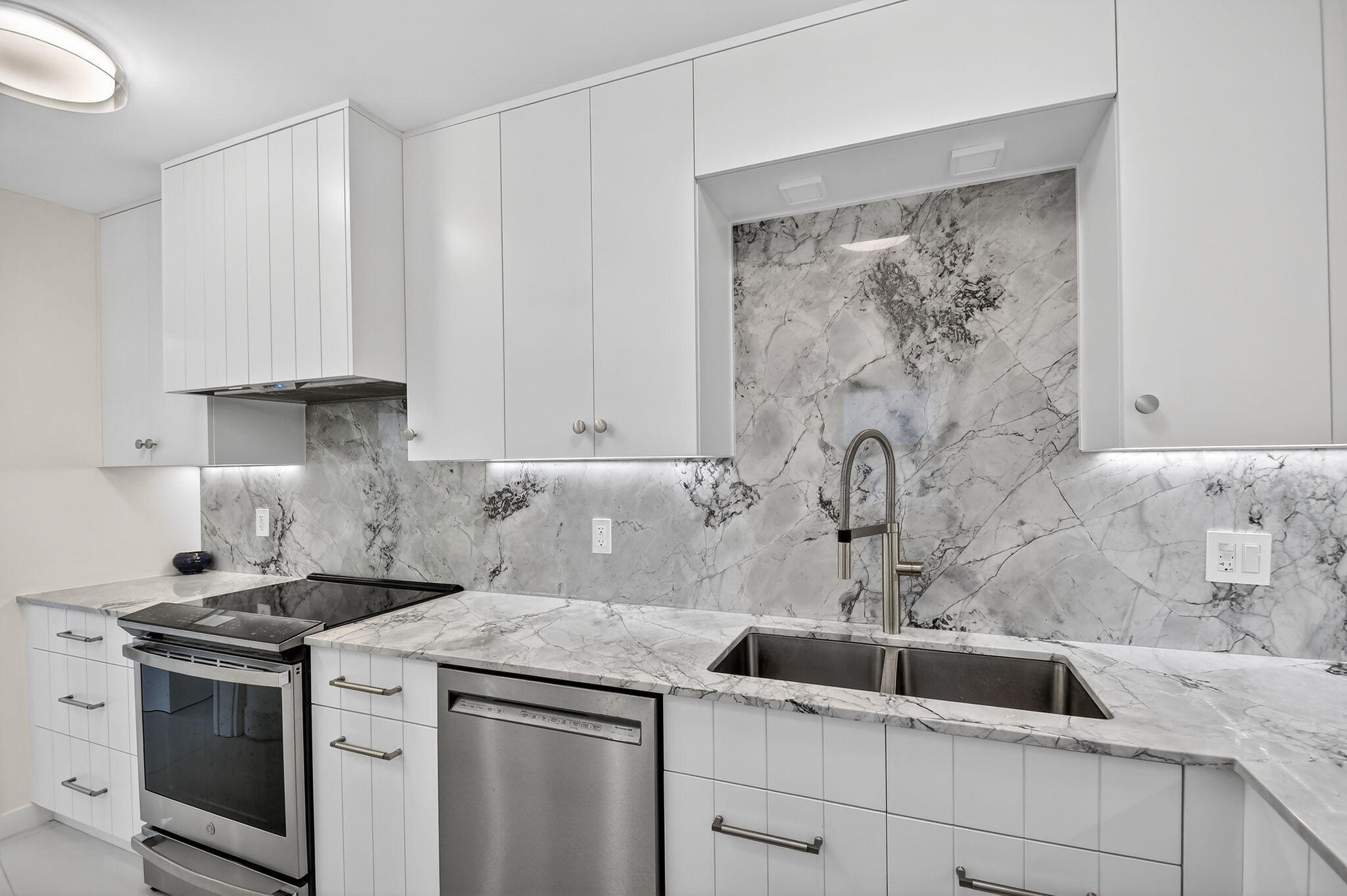 REGENCY OF PALM BEACH INC - Residential