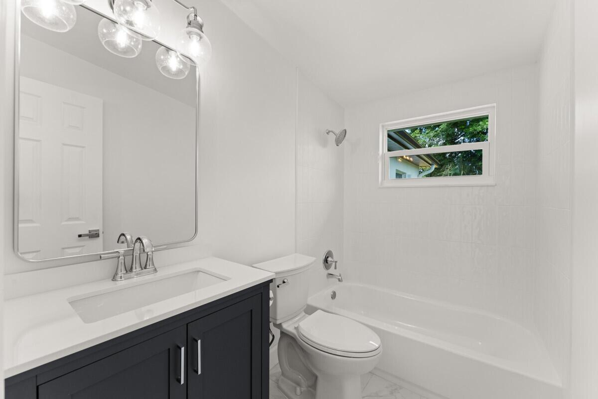 PALM BEACH CABANA COLONY - Residential