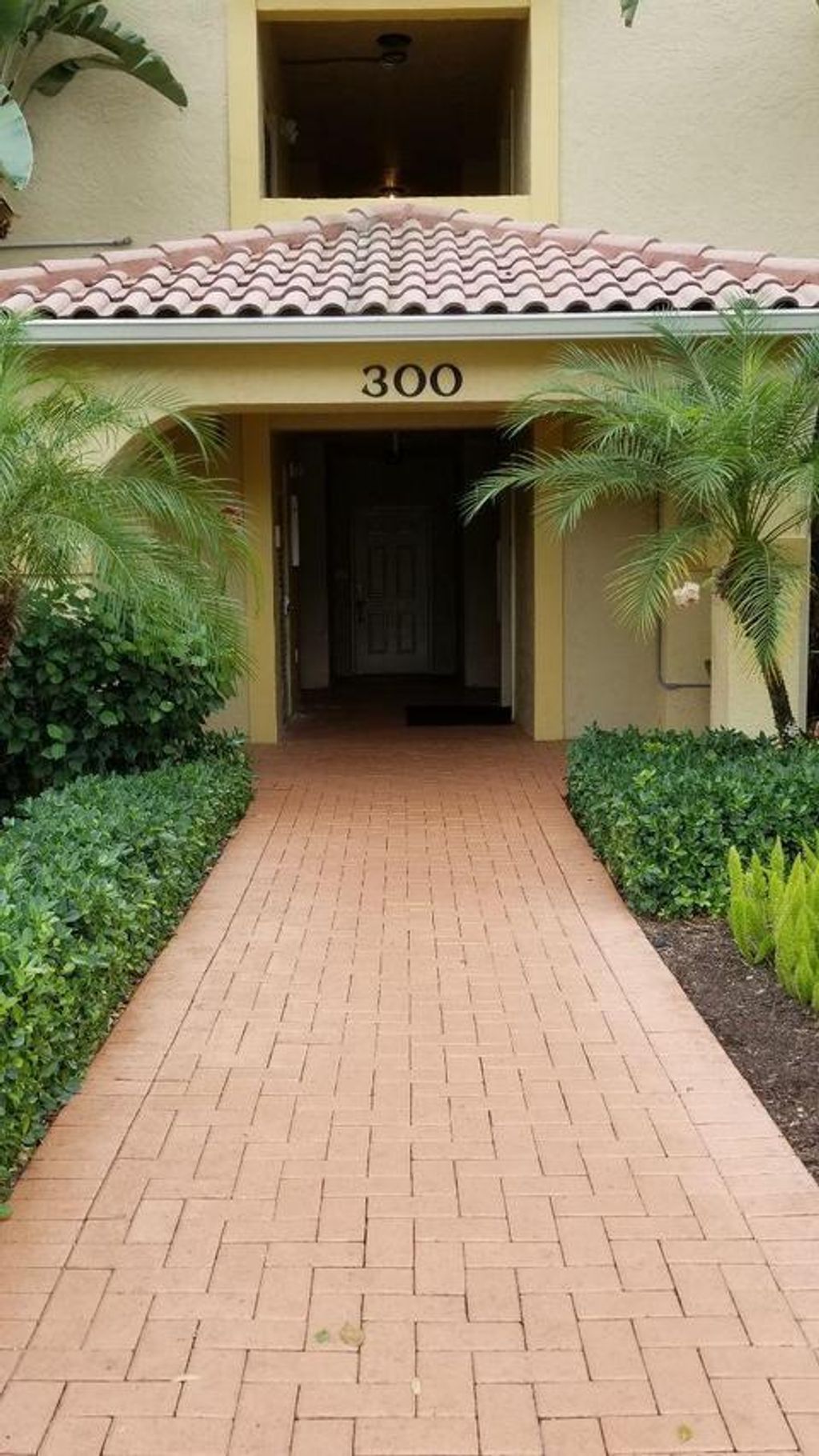 Photo of 300 Uno Lago Drive #103, Juno Beach, FL 33408 (MLS # R11122342)