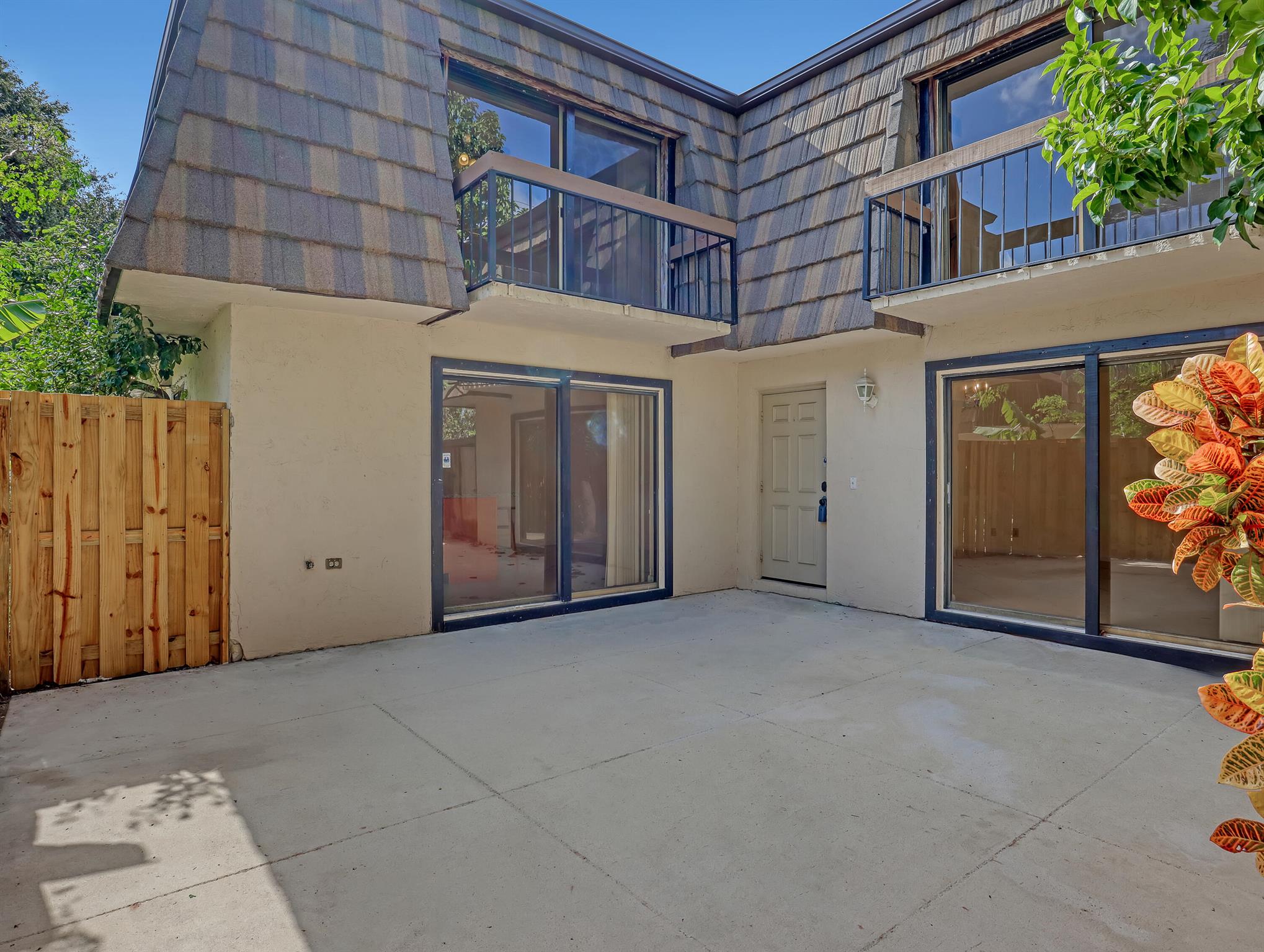 LAKE COLONY PH II - Residential Lease