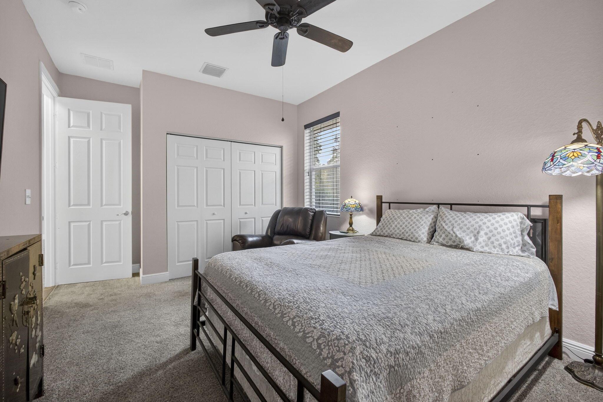 31-42-41~ W 244.6 FT OF E - Residential