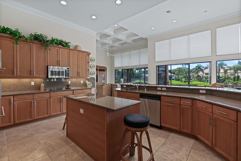 FRENCHMANS CREEK PAR B - Residential