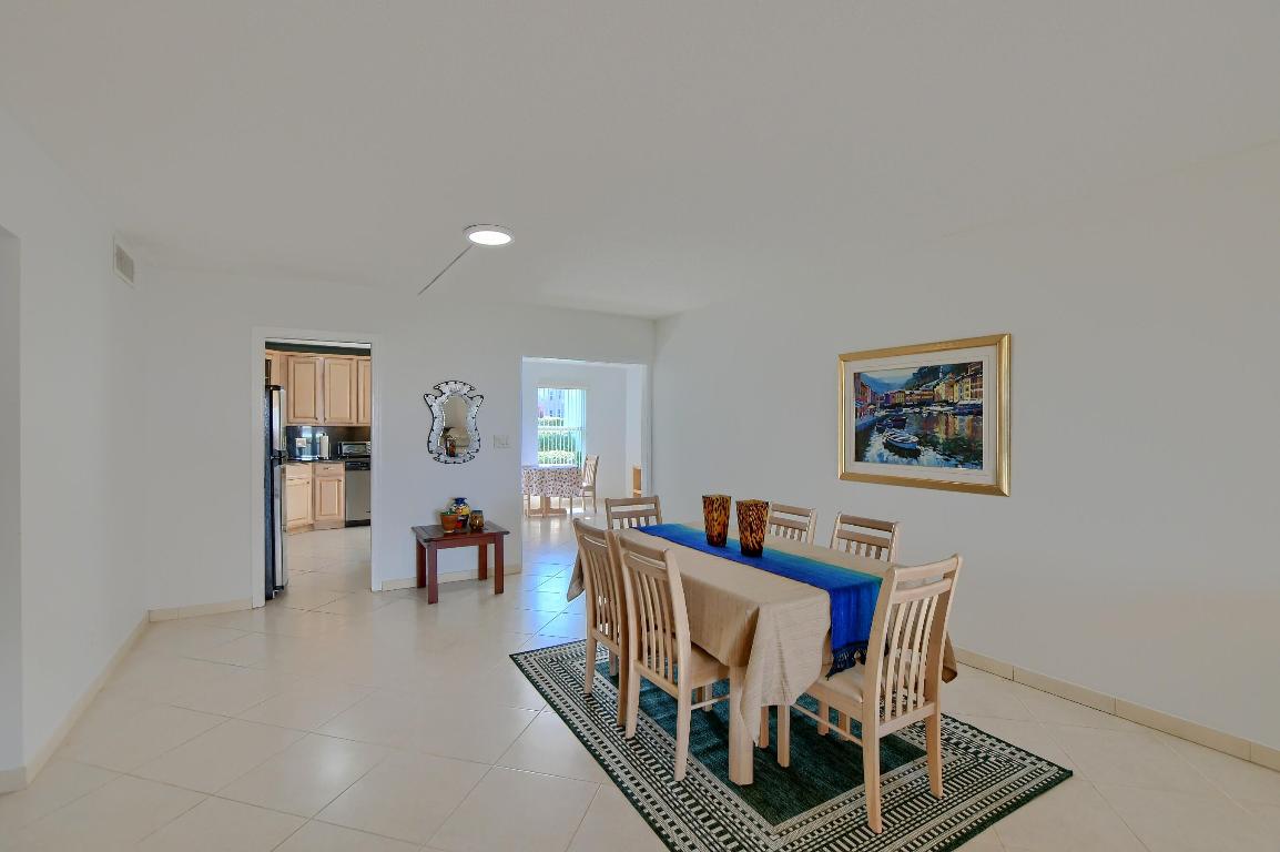 ATRIUM CONDOMINIUM S 1/2 OF LT 1, ALL LTS 2,7 & 8 - Residential Lease