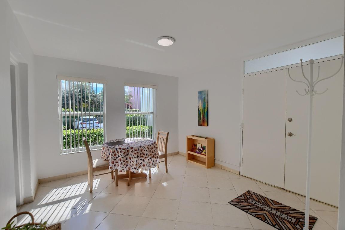 ATRIUM CONDOMINIUM S 1/2 OF LT 1, ALL LTS 2,7 & 8 - Residential Lease