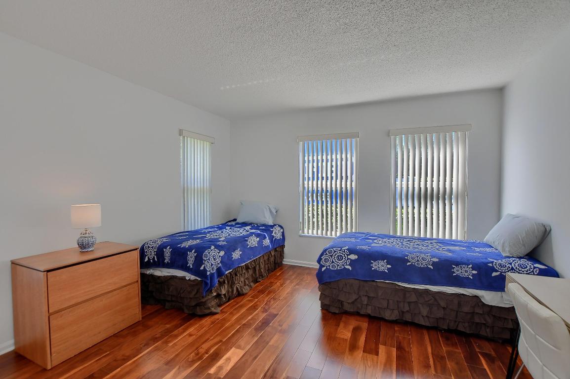 ATRIUM CONDOMINIUM S 1/2 OF LT 1, ALL LTS 2,7 & 8 - Residential Lease