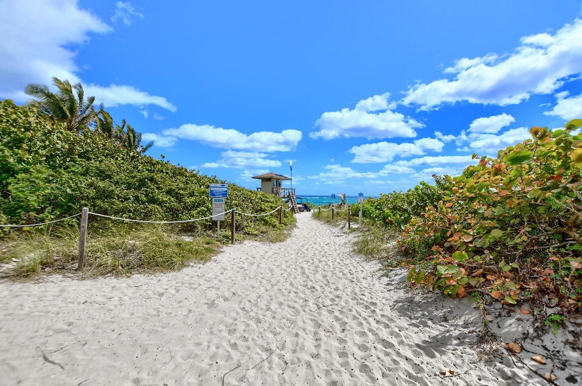 ATRIUM CONDOMINIUM S 1/2 OF LT 1, ALL LTS 2,7 & 8 - Residential Lease