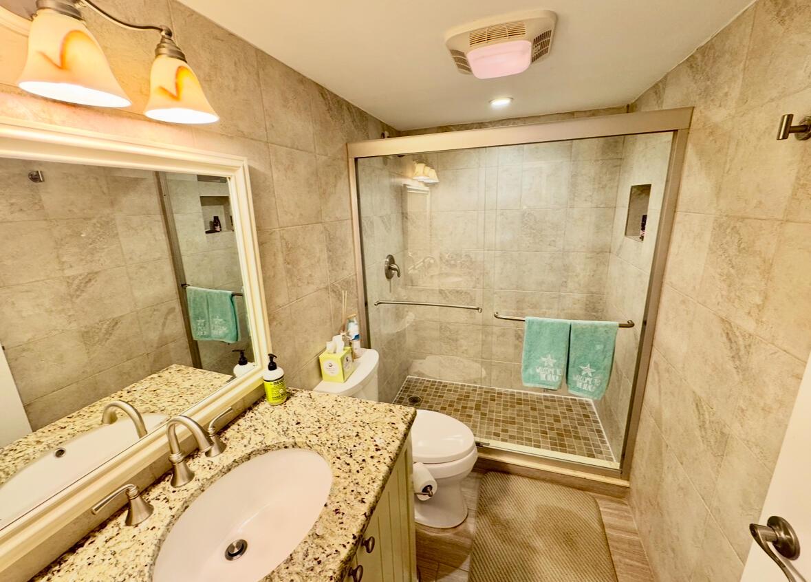 JUNO SHORES RESORT CONDO - Residential Lease