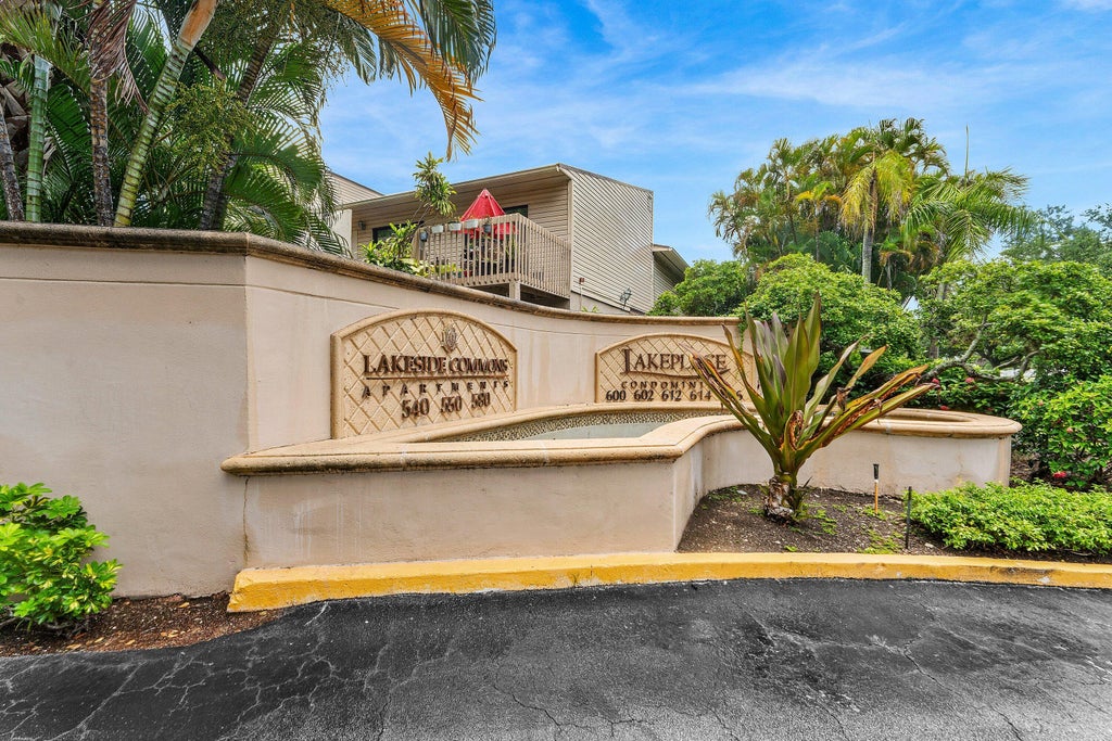 Photo of 612 Executive Center Drive #107, West Palm Beach, FL 33401 (MLS # B26045614)