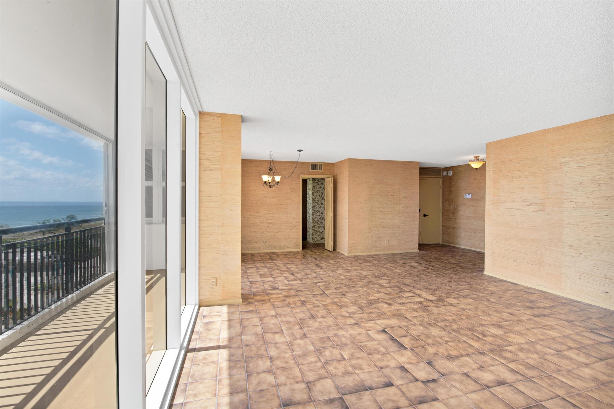 WHITEHALL CONDO - Residential