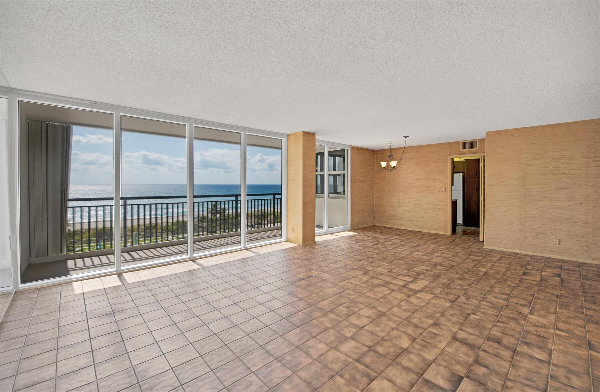 WHITEHALL CONDO - Residential