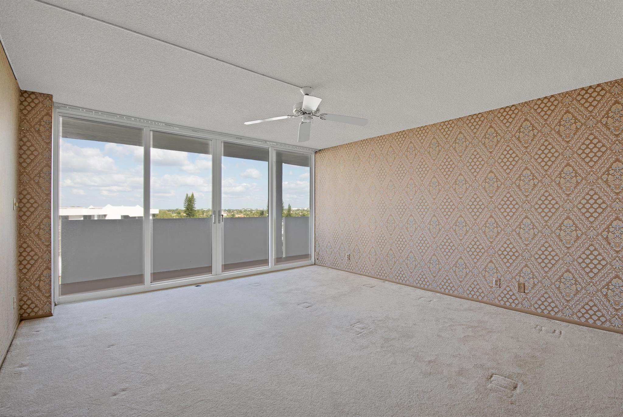 WHITEHALL CONDO - Residential