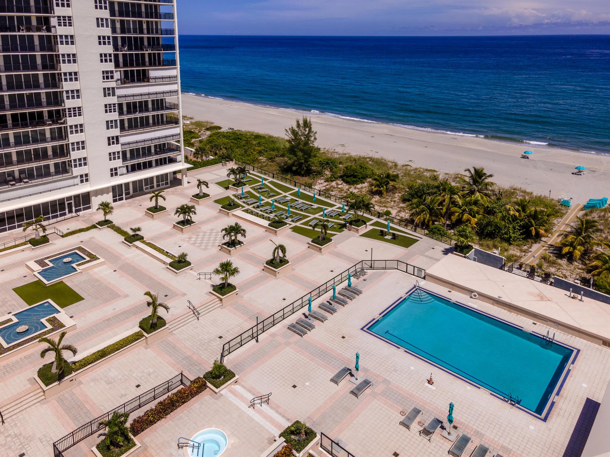 WHITEHALL CONDO - Residential