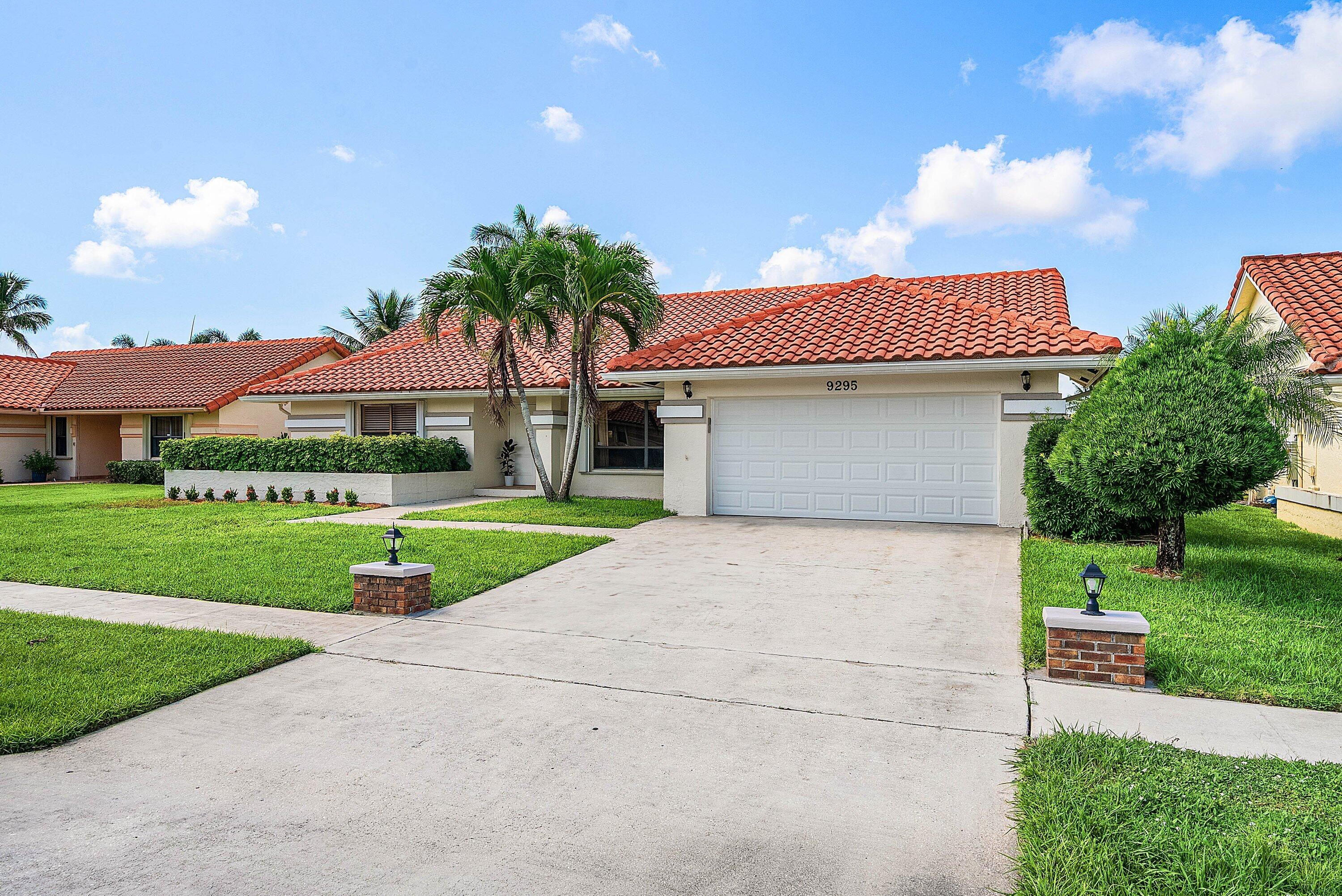 9295 Sun Pointe Drive