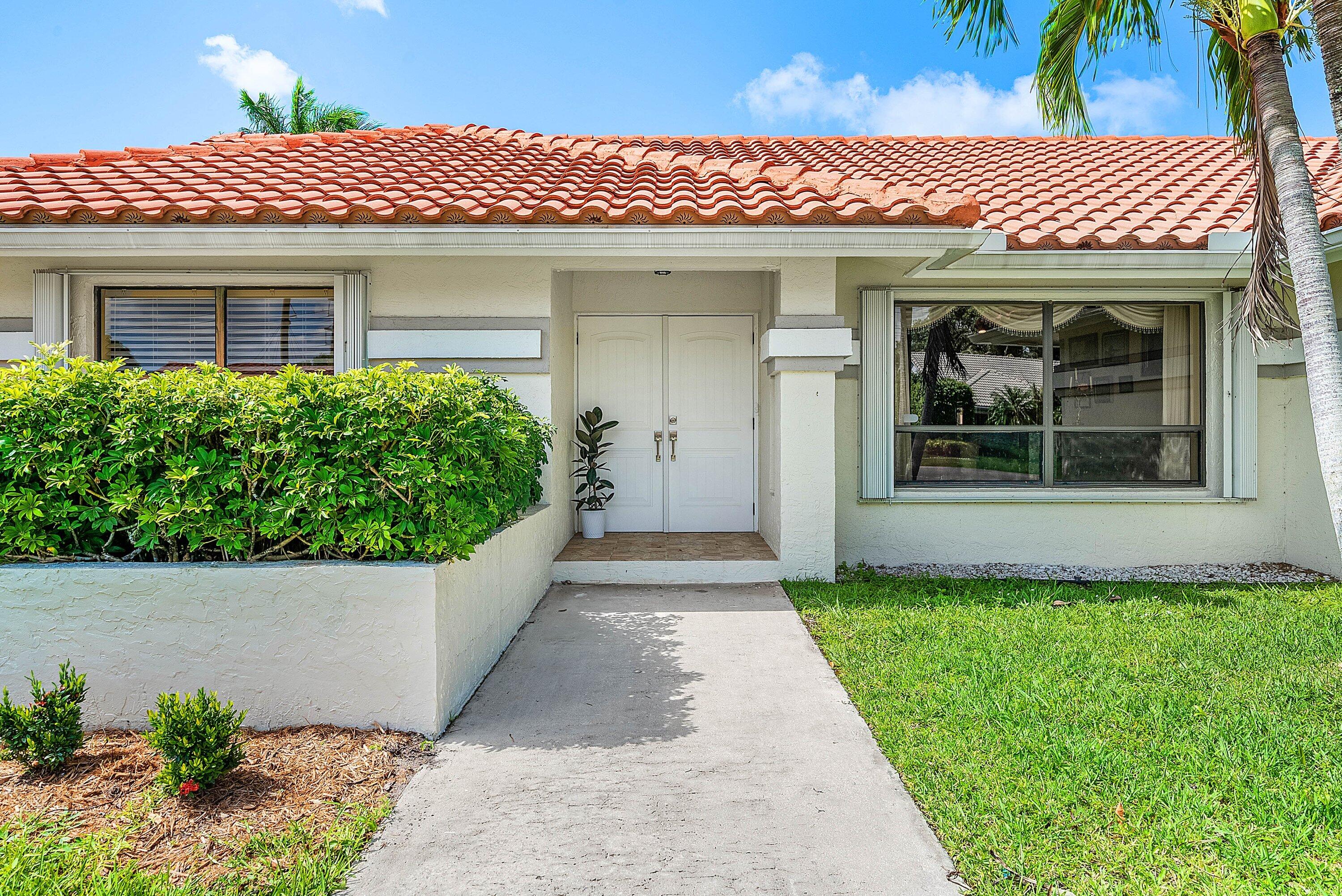 9295 Sun Pointe Drive