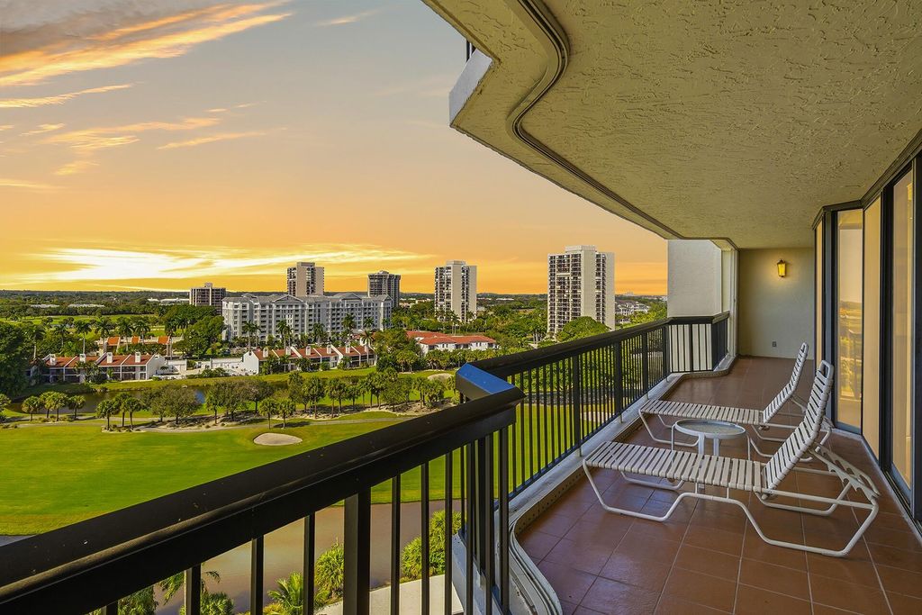 Photo of 1900 Consulate Place #1005, West Palm Beach, FL 33401 (MLS # R11161242)