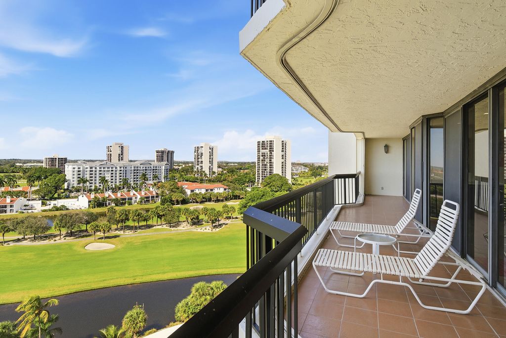 Photo of 1900 Consulate Place #1005, West Palm Beach, FL 33401 (MLS # R11161242)